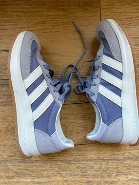 adidas Lavender and White Retro Low-Top Sneakers